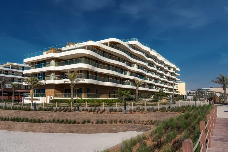 Garden Residences 5 – Unit 306