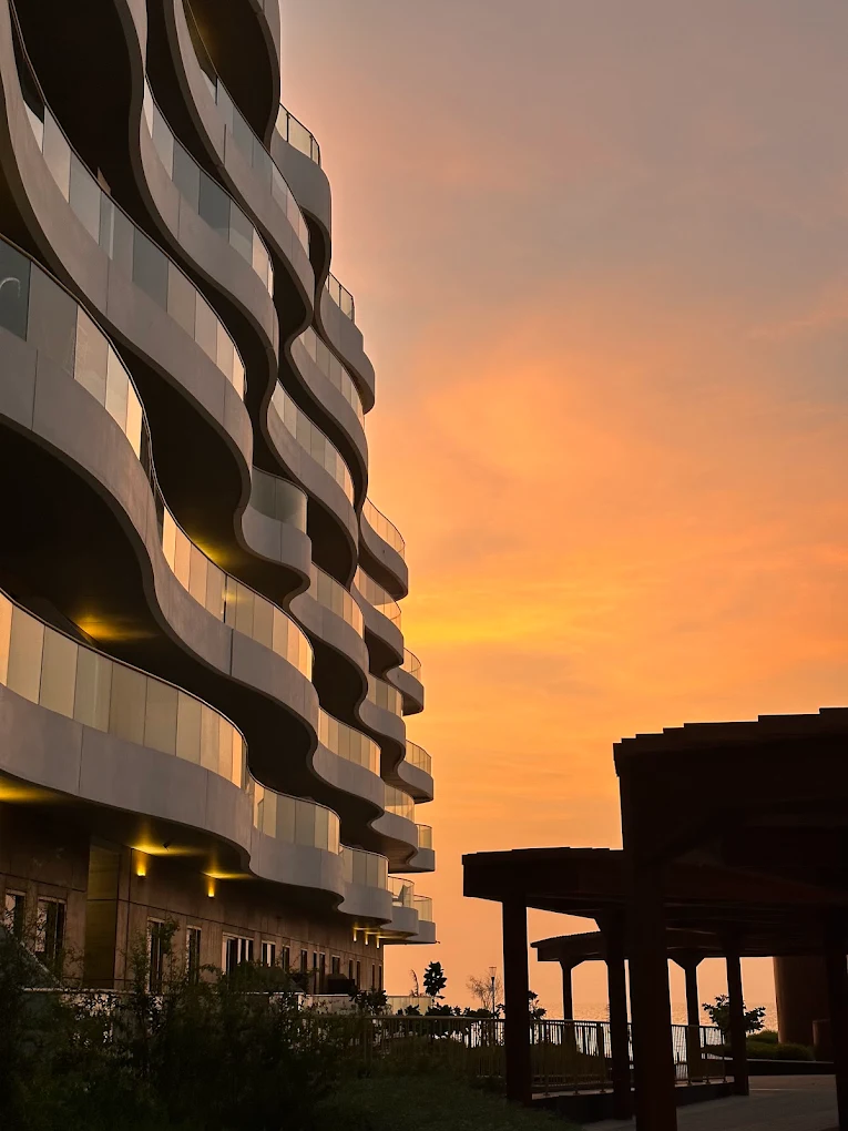 Sunset Residence 4